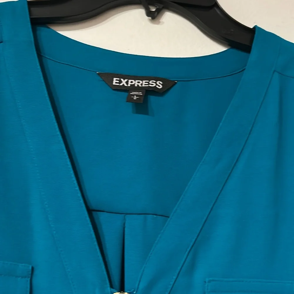 V Neck Zip Blouse - Picture 3 of 4